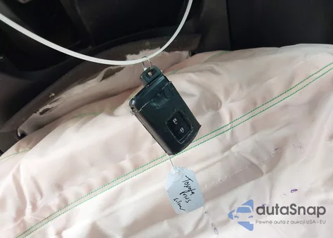 2015 Toyota Prius C Three from USA, damaged, VIN JTDKDTB38F1582101